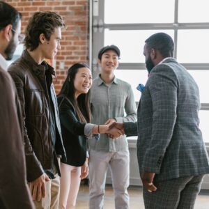 Invention Pitch Deck Development – Consult an Expert