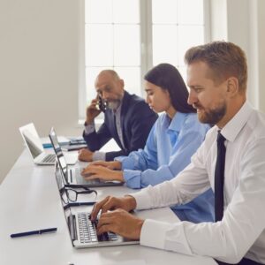 Joint Funding Applications for Universities & Industry – Consult an Expert